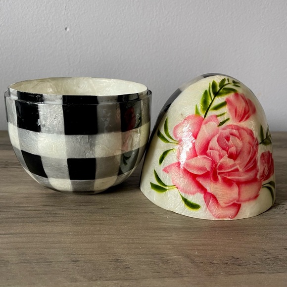 Mackenzie-Childs Rosy Posy Capiz Egg - Picture 7 of 7